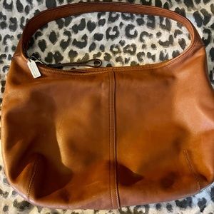 Brown/Camel vintage coach shoulder purse.